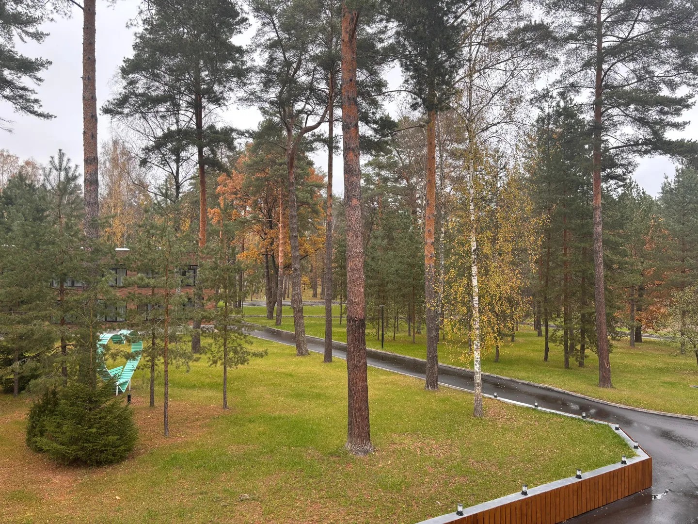 Галерея